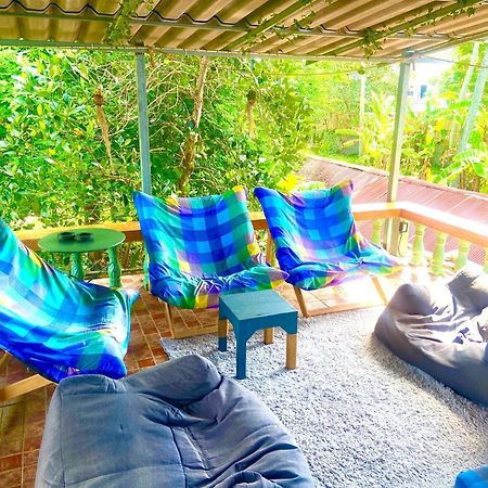 See Sea Backpackers House Баан-Тай Екстер'єр фото