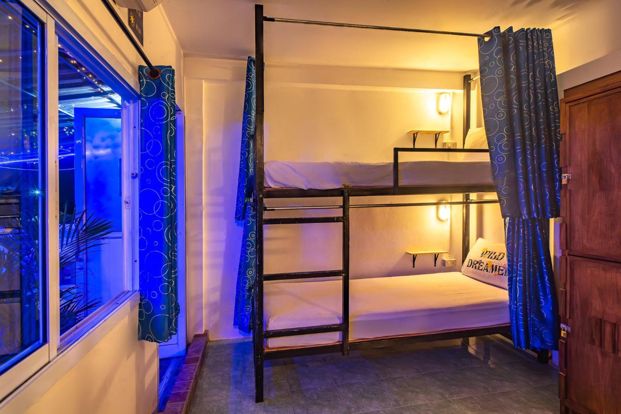 See Sea Backpackers House Баан-Тай Екстер'єр фото